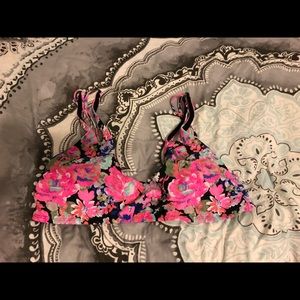 Flower bathing suit top. Never worn, too small